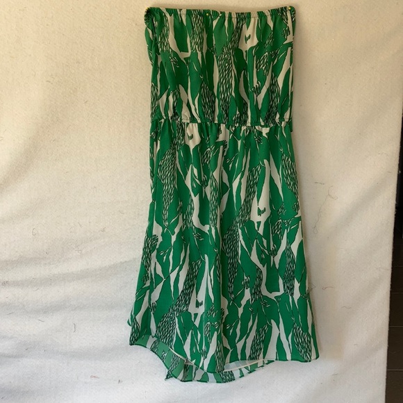 Pattern Dress - Picture 6 of 7